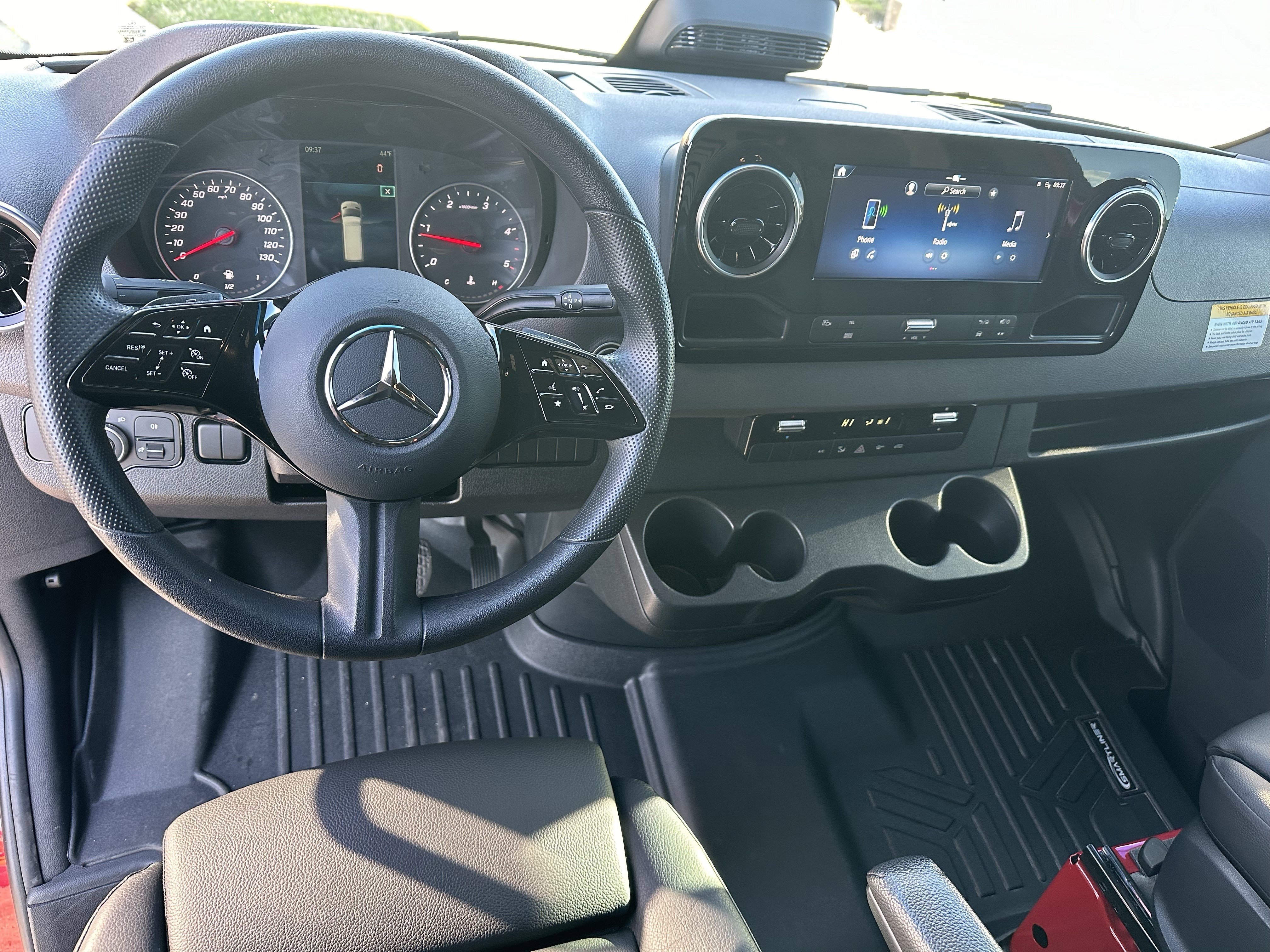 Used 2025 Mercedes-Benz Sprinter 3500 image 19