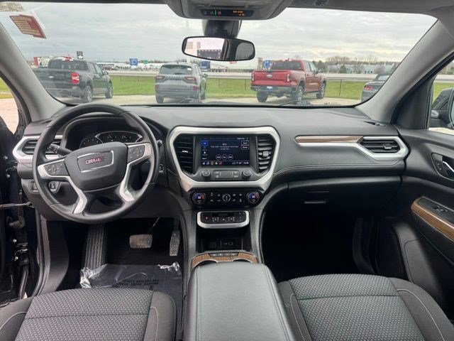 Used 2023 GMC Acadia SLE w/ Driver Convenience Package image 26