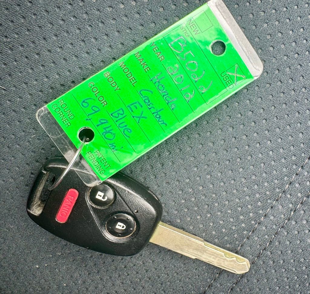 Used 2012 Honda Crosstour EX image 25