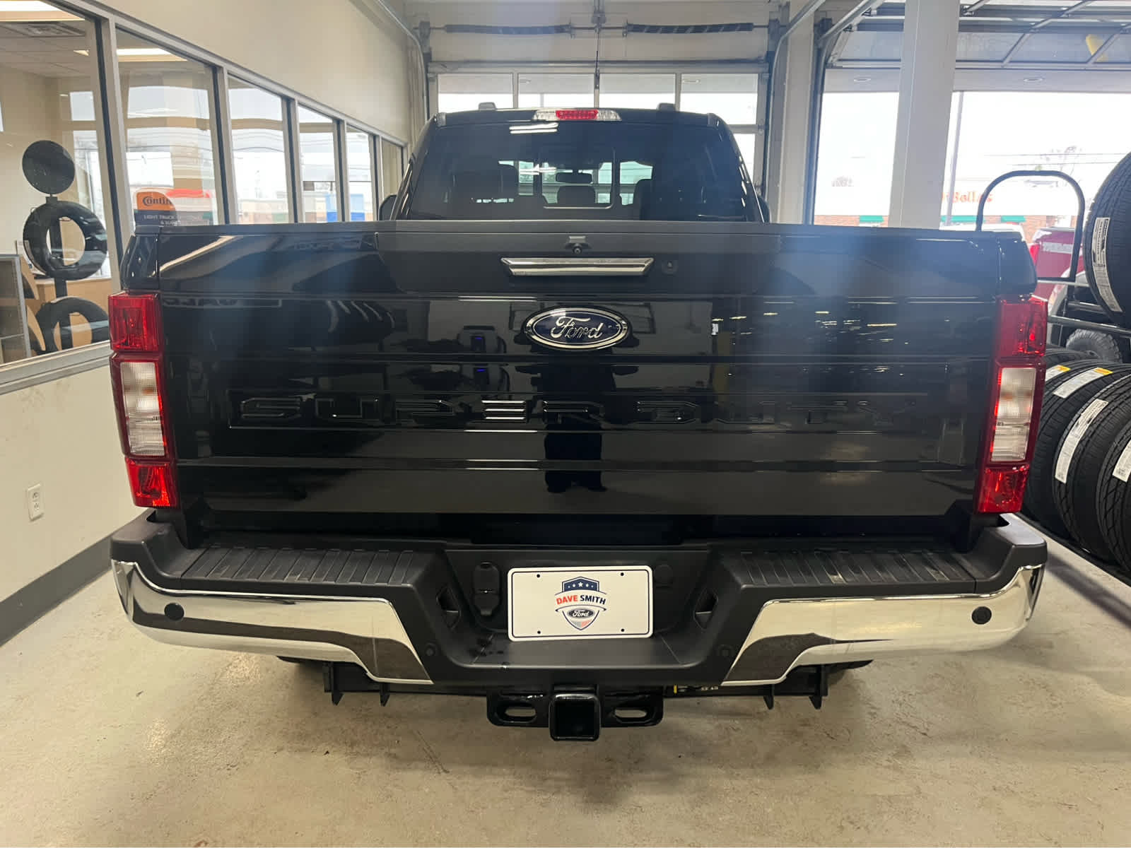 Used 2022 Ford F350 Lariat w/ Chrome Package image 6