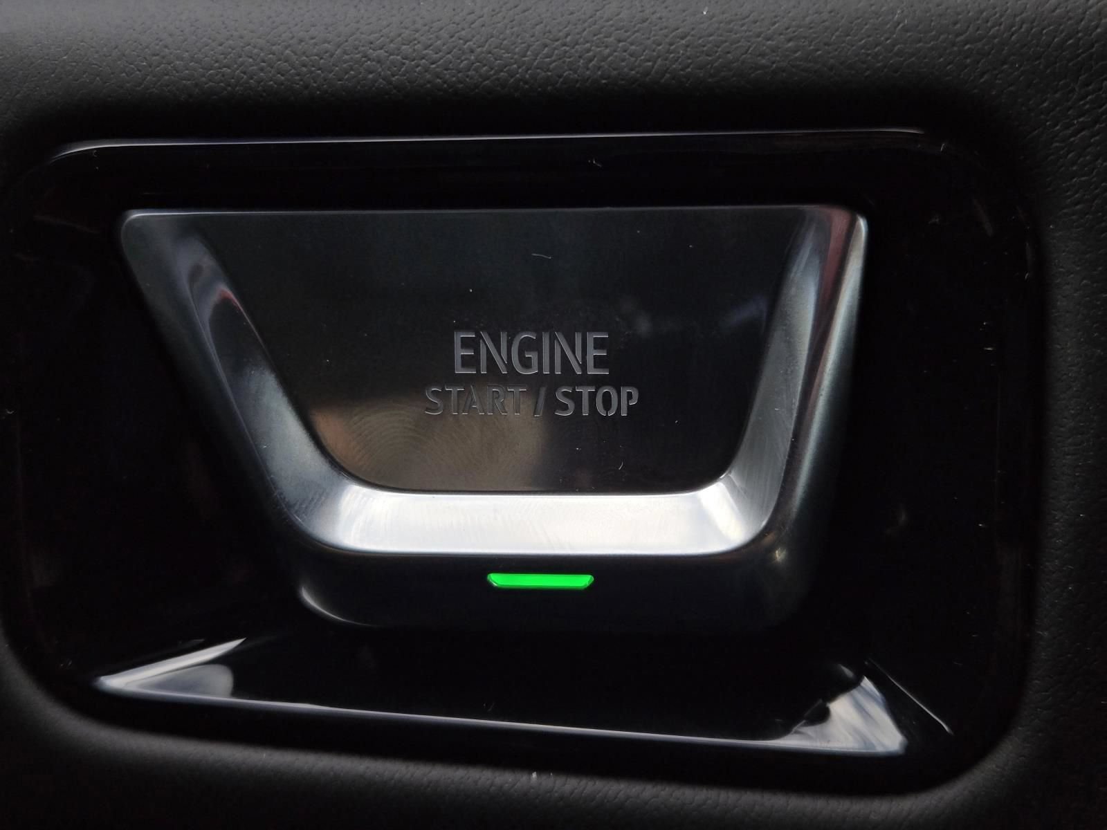 New 2026 GMC Yukon AT4 Ultimate AWD/4WD image 17