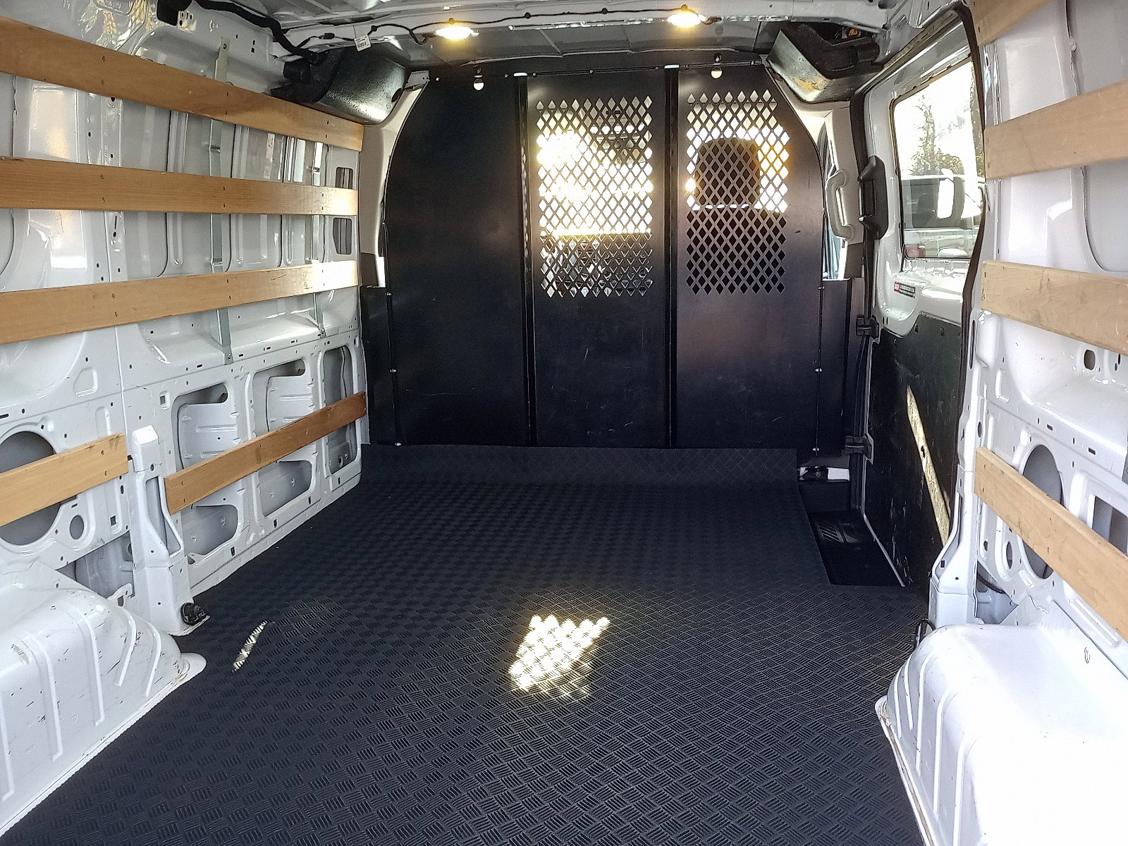 Used 2024 Ford Transit 250 Low Roof w/ Exterior Upgrade Package image 8