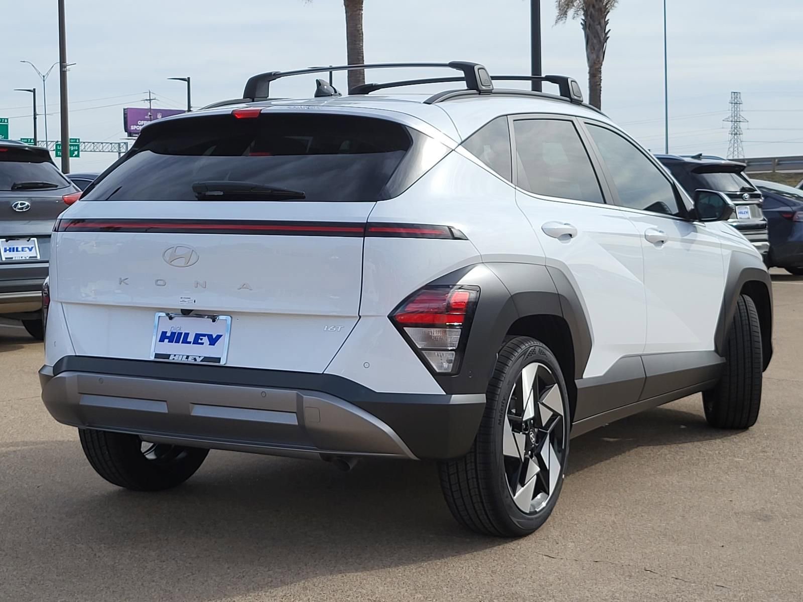 New 2026 Hyundai Kona Limited FWD image 5