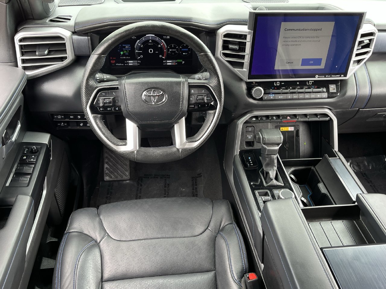 Used 2024 Toyota Tundra Platinum AWD/4WD image 9