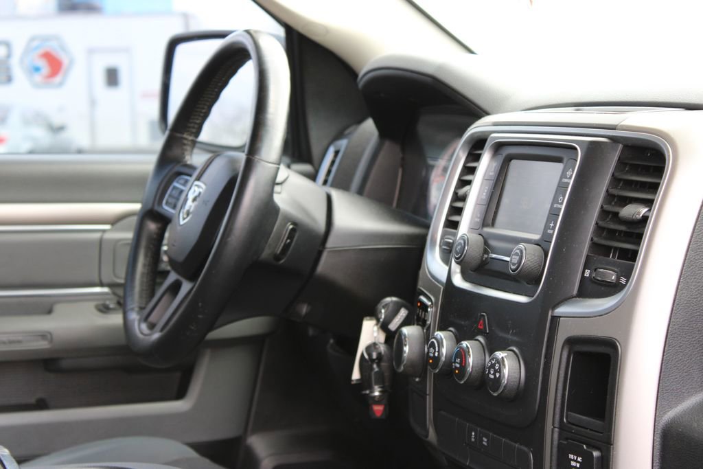 Used 2016 RAM 1500 Big Horn image 27