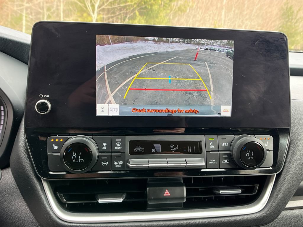 Used 2025 Toyota Grand Highlander AWD image 19