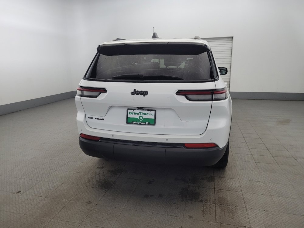 Used 2022 Jeep Grand Cherokee L Laredo image 7