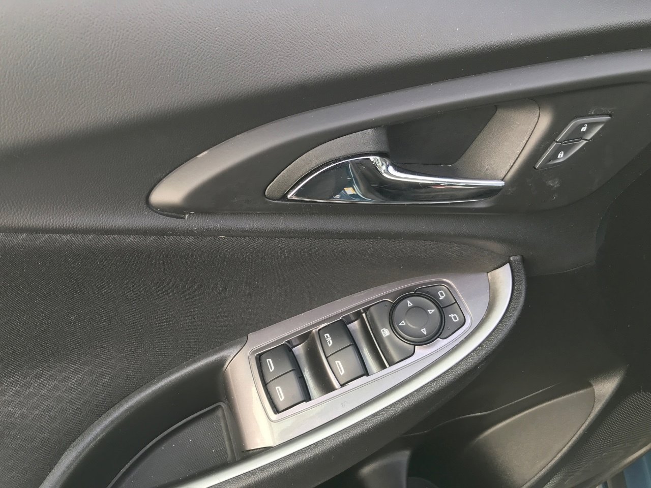 Certified 2025 Chevrolet Malibu LT image 24