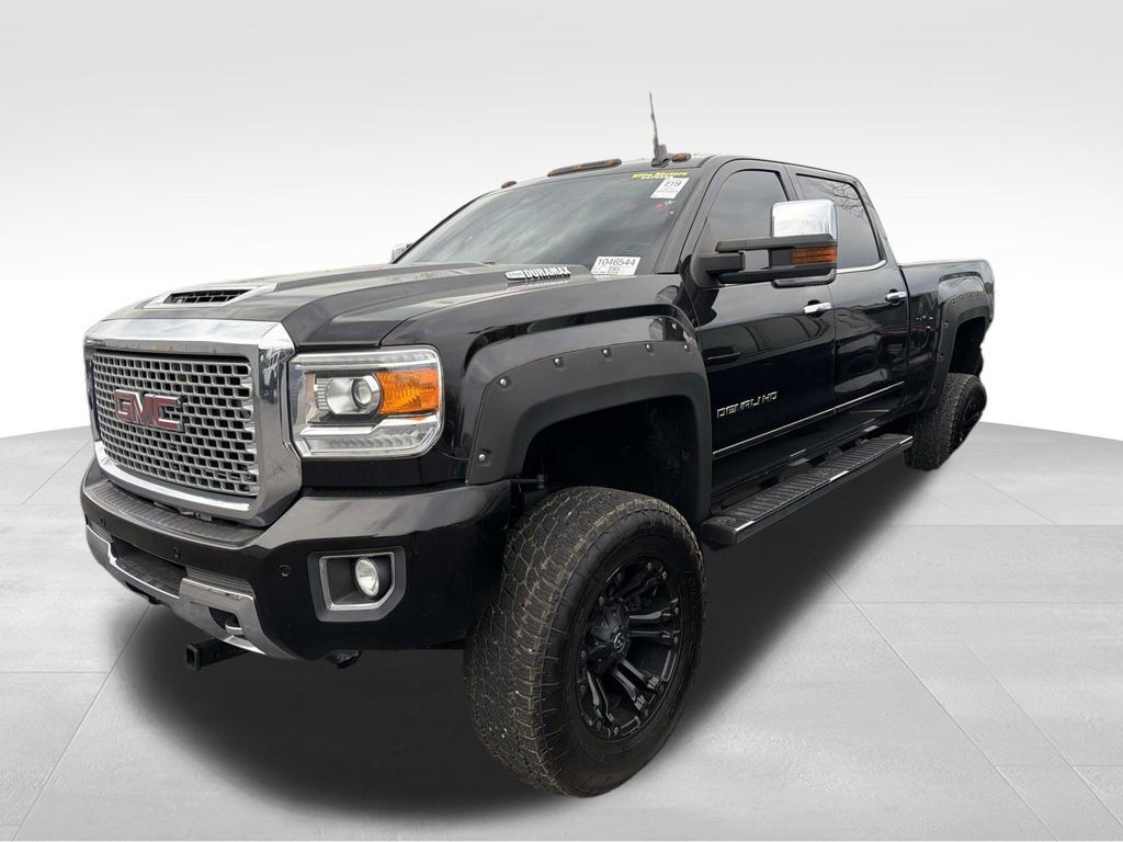 Used 2017 GMC Sierra 2500 Denali w/ Duramax Plus Package image 6