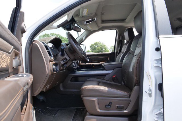 Used 2026 RAM 3500 Longhorn AWD/4WD image 26