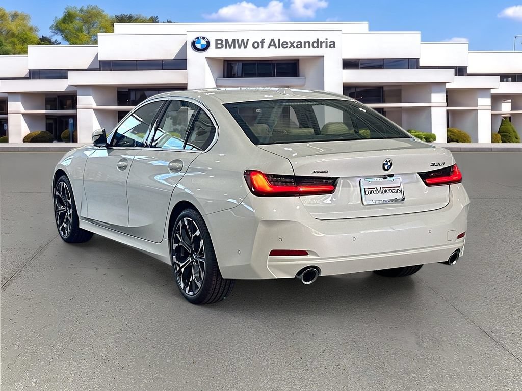 New 2026 BMW 330i xDrive Sedan w/ Premium Package AWD/4WD image 5