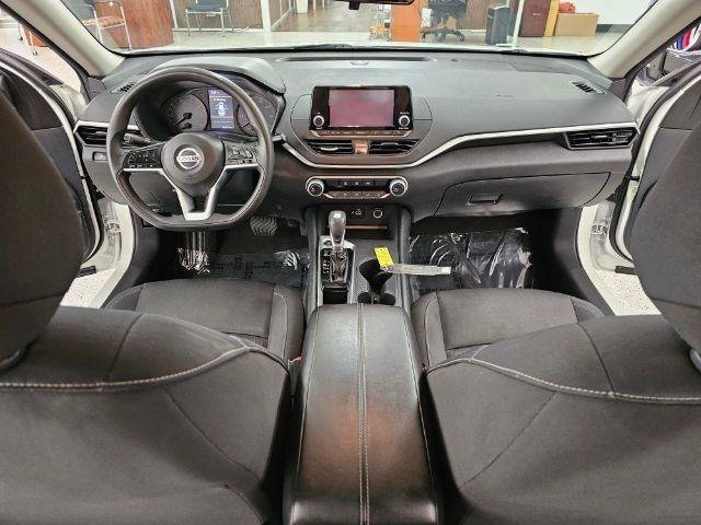 Used 2022 Nissan Altima 2.5 S FWD image 15