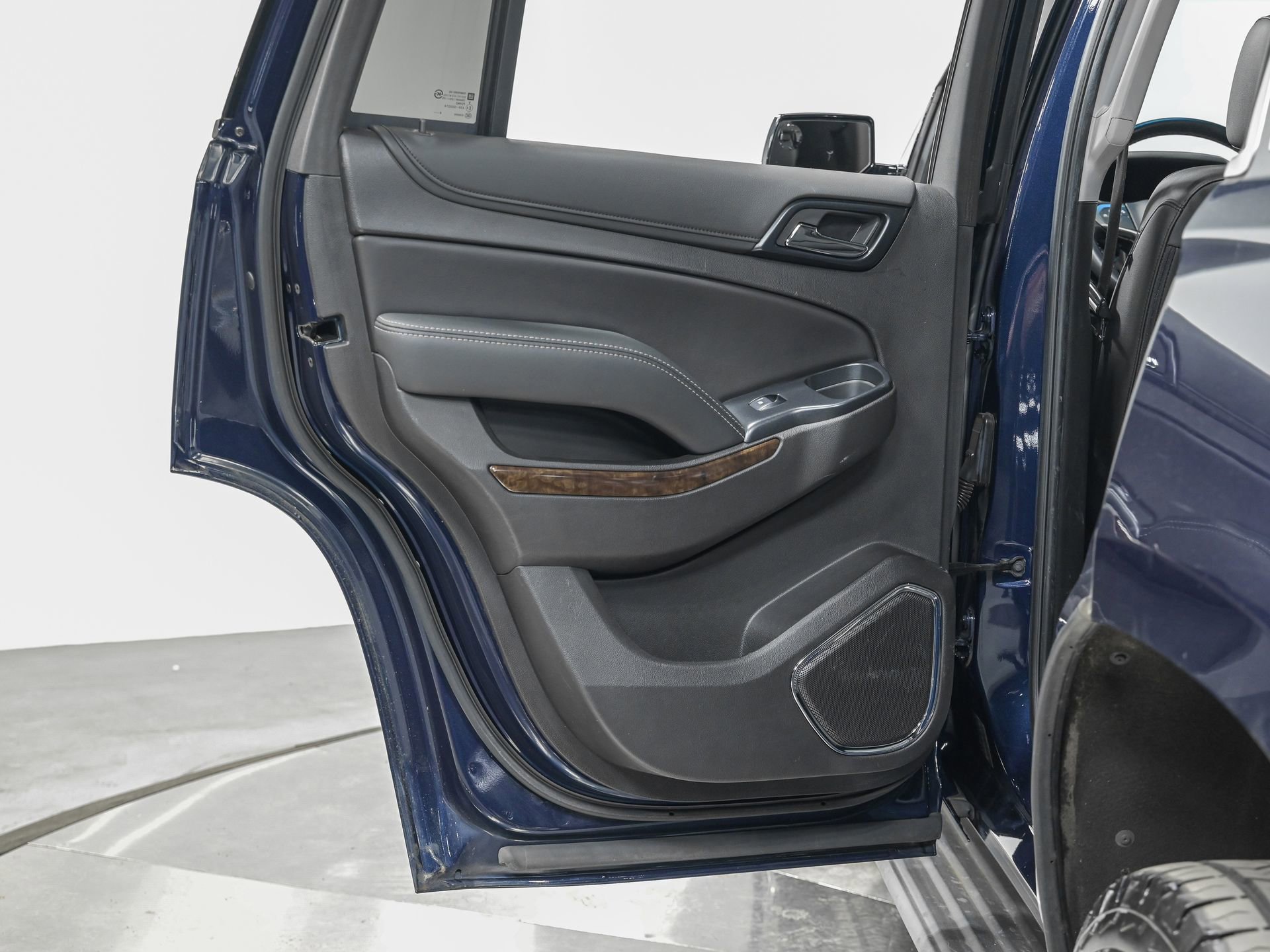 Used 2019 Chevrolet Tahoe LT image 26