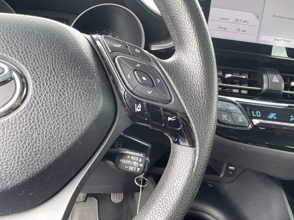 Used 2019 Toyota C-HR LE FWD image 16
