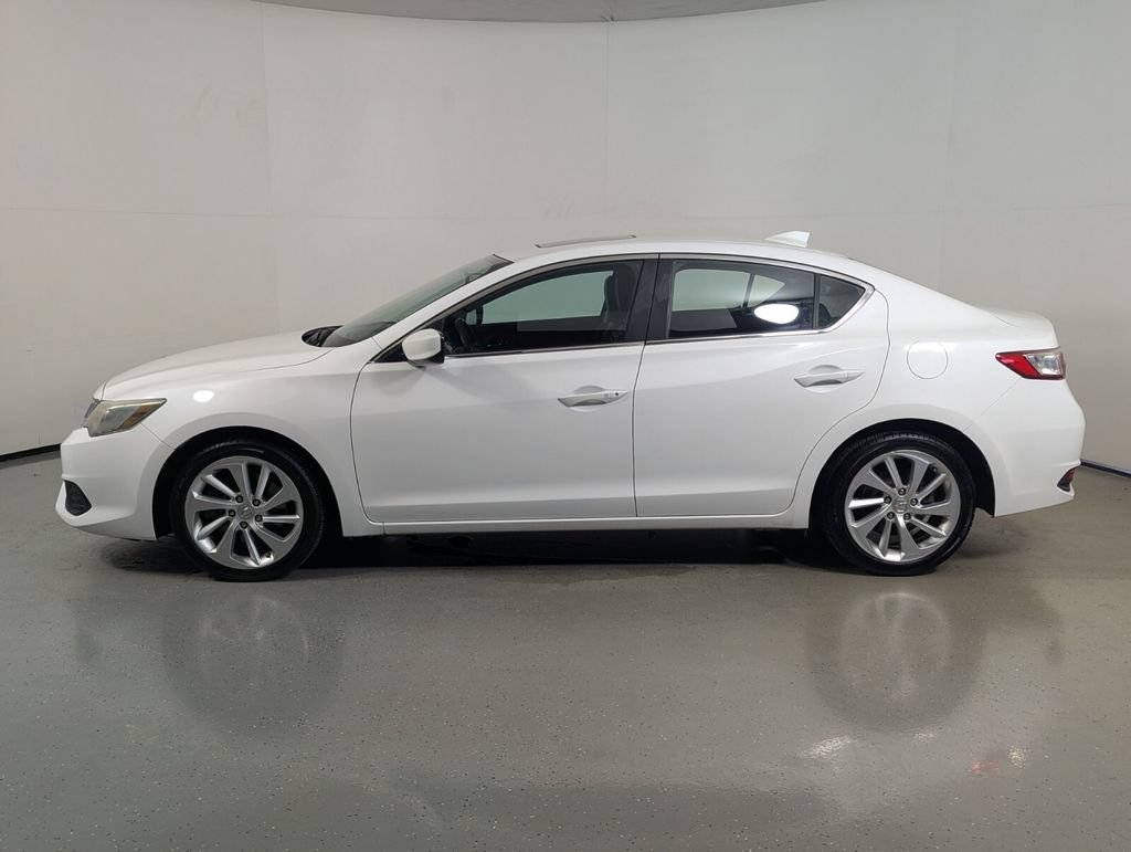 Used 2016 Acura ILX FWD image 4