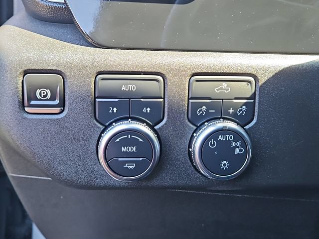 Used 2025 GMC Sierra 1500 SLE w/ Preferred Package AWD/4WD image 15