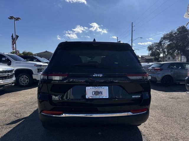 Used 2022 Jeep Grand Cherokee Limited 4xe w/ Luxury Tech Group II image 8