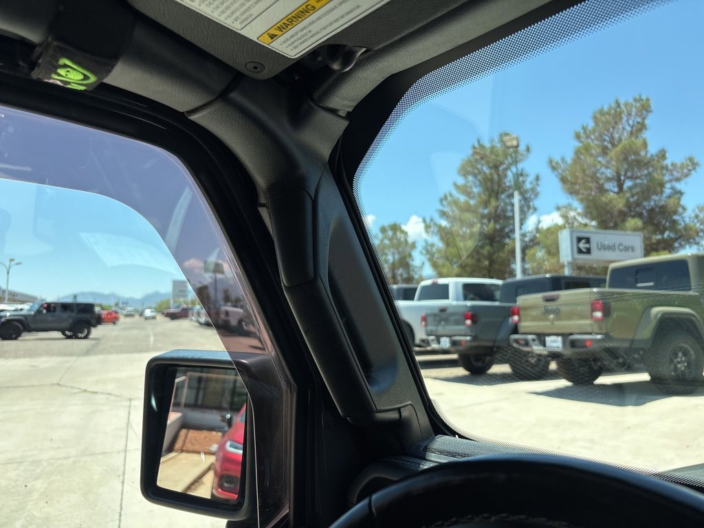 Used 2020 Jeep Gladiator Rubicon w/ Uconnect 4C Nav & Sound Group image 41