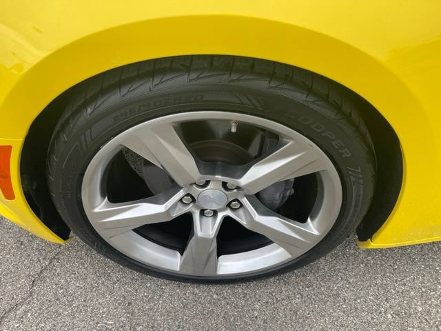 Used 2018 Chevrolet Camaro SS RWD image 27