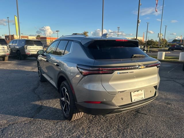 New 2026 Chevrolet Equinox EV LT image 5