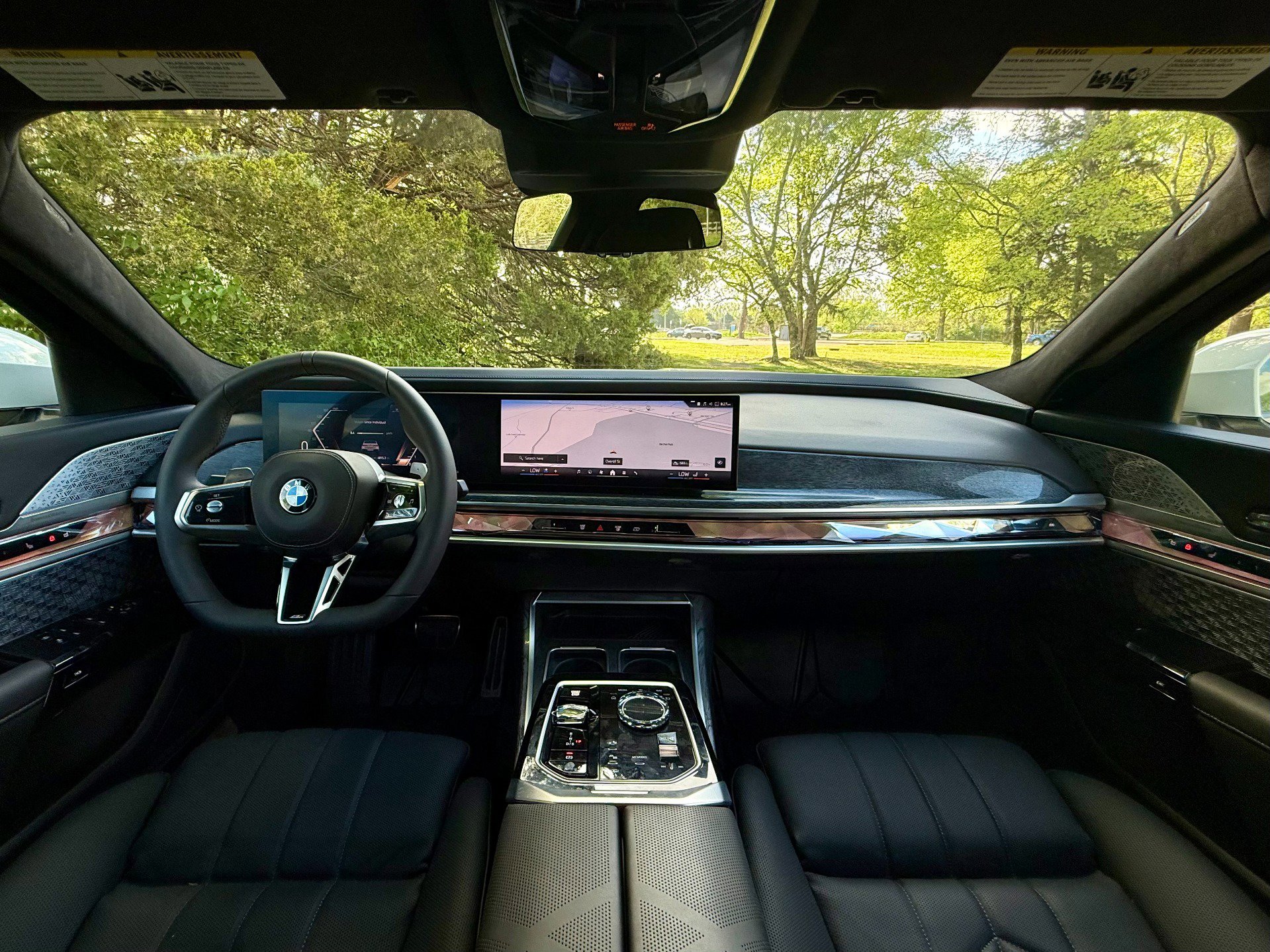 Used 2025 BMW 760i xDrive w/ Executive Package AWD/4WD image 49