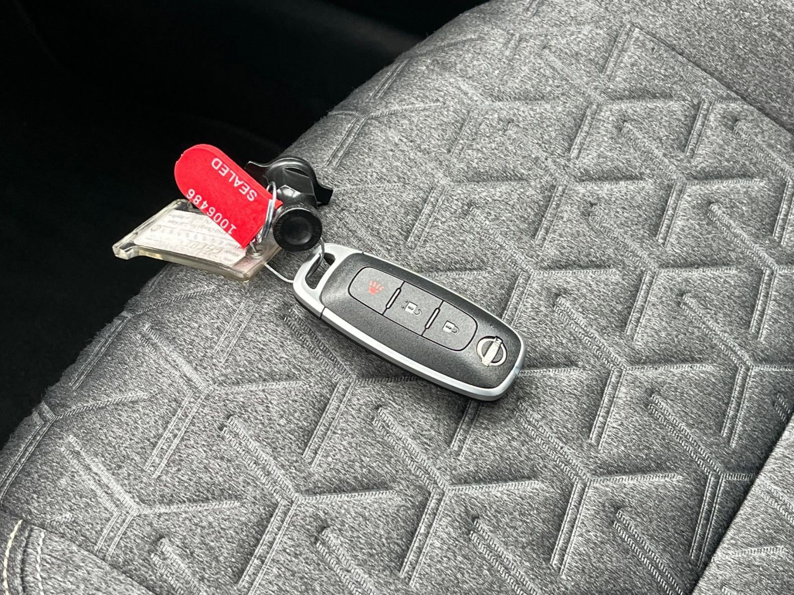 Used 2025 Nissan Kicks SV image 22