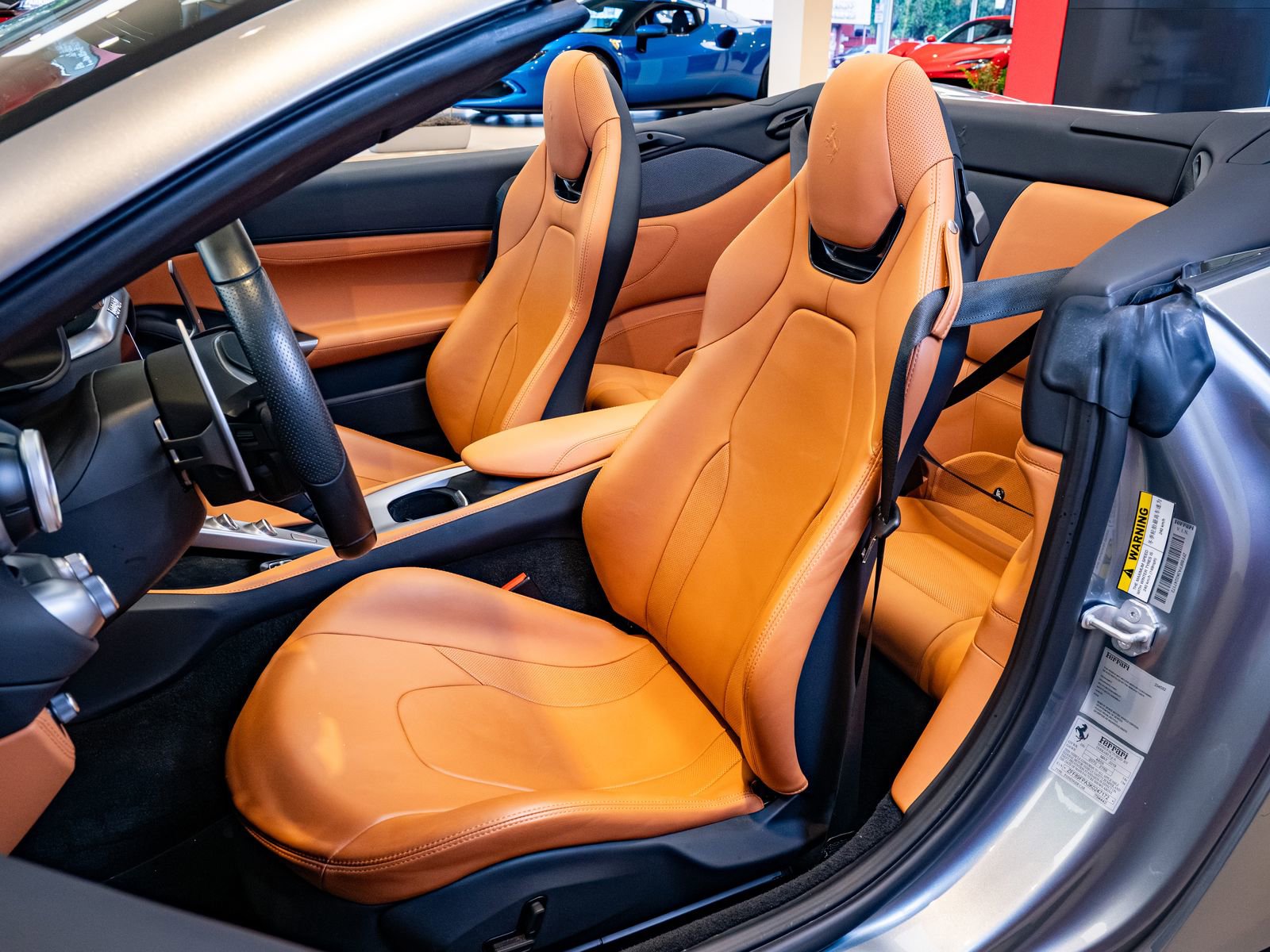 Used 2019 Ferrari Portofino RWD image 11