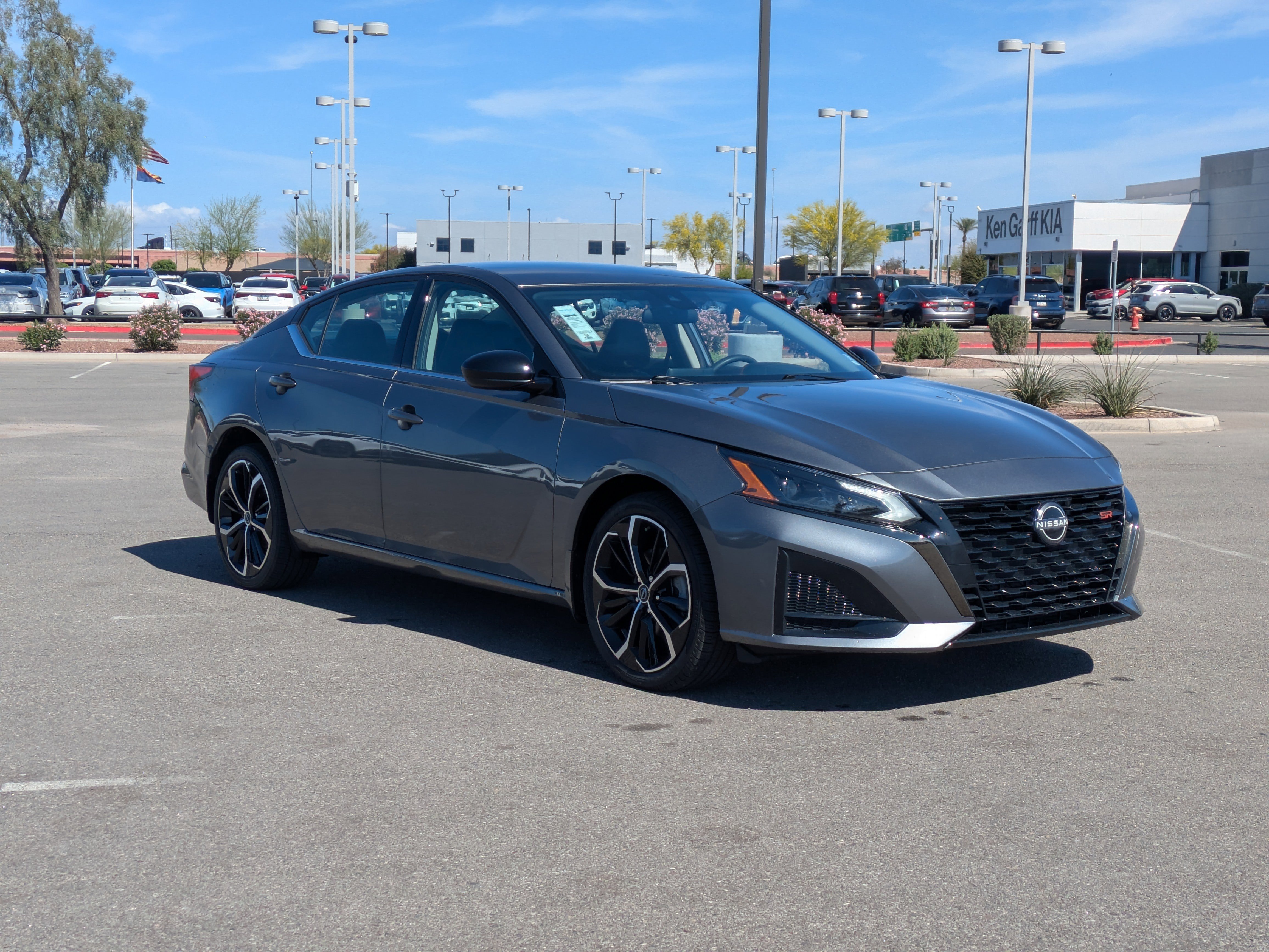 Used 2024 Nissan Altima 2.5 SR image 7