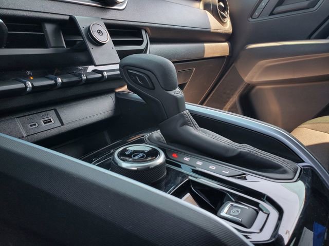 Used 2024 Chevrolet Colorado Trail Boss w/ Advanced Trailering Package AWD/4WD image 22