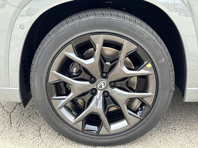 New 2026 Lexus TX 500h AWD image 9