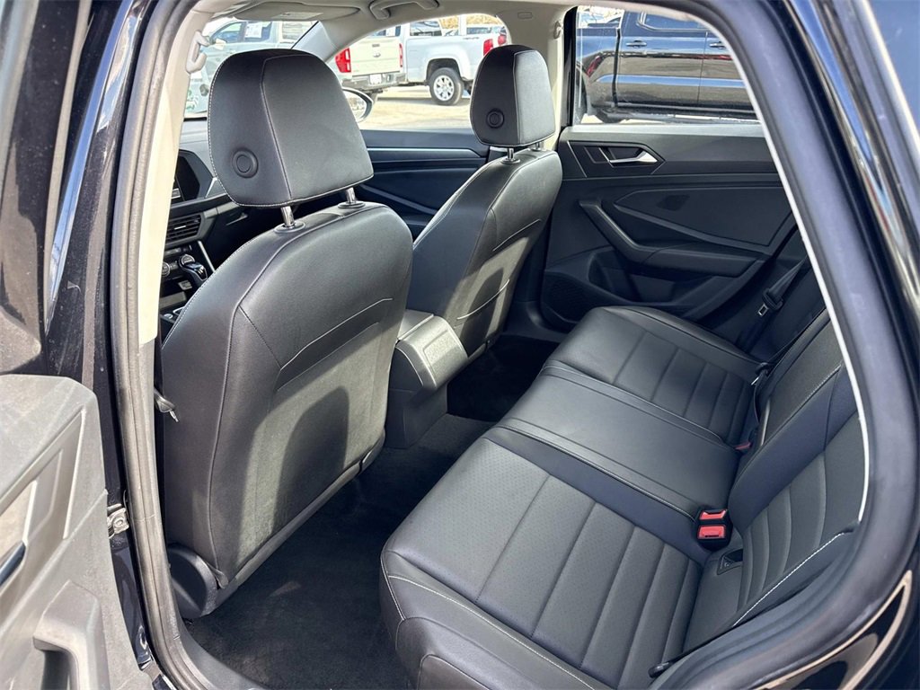 Used 2024 Volkswagen Jetta SE image 24