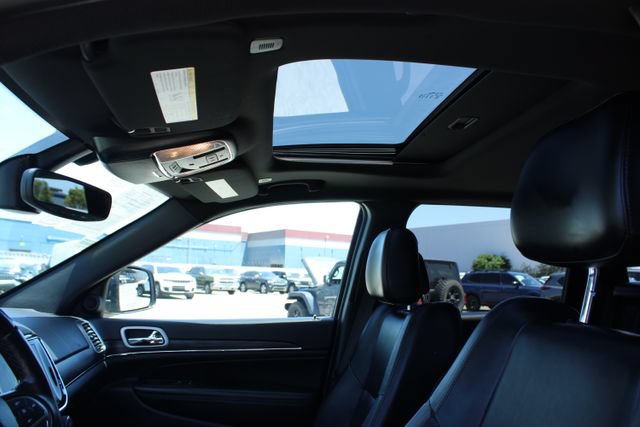 Used 2020 Jeep Grand Cherokee Limited RWD image 43