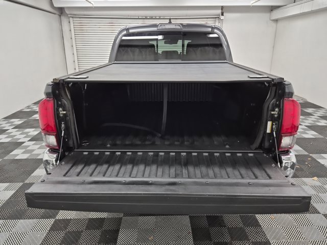 Used 2020 Toyota Tacoma SR5 image 8