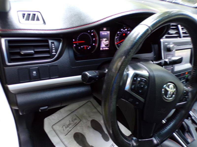 Used 2017 Toyota Camry SE FWD image 31