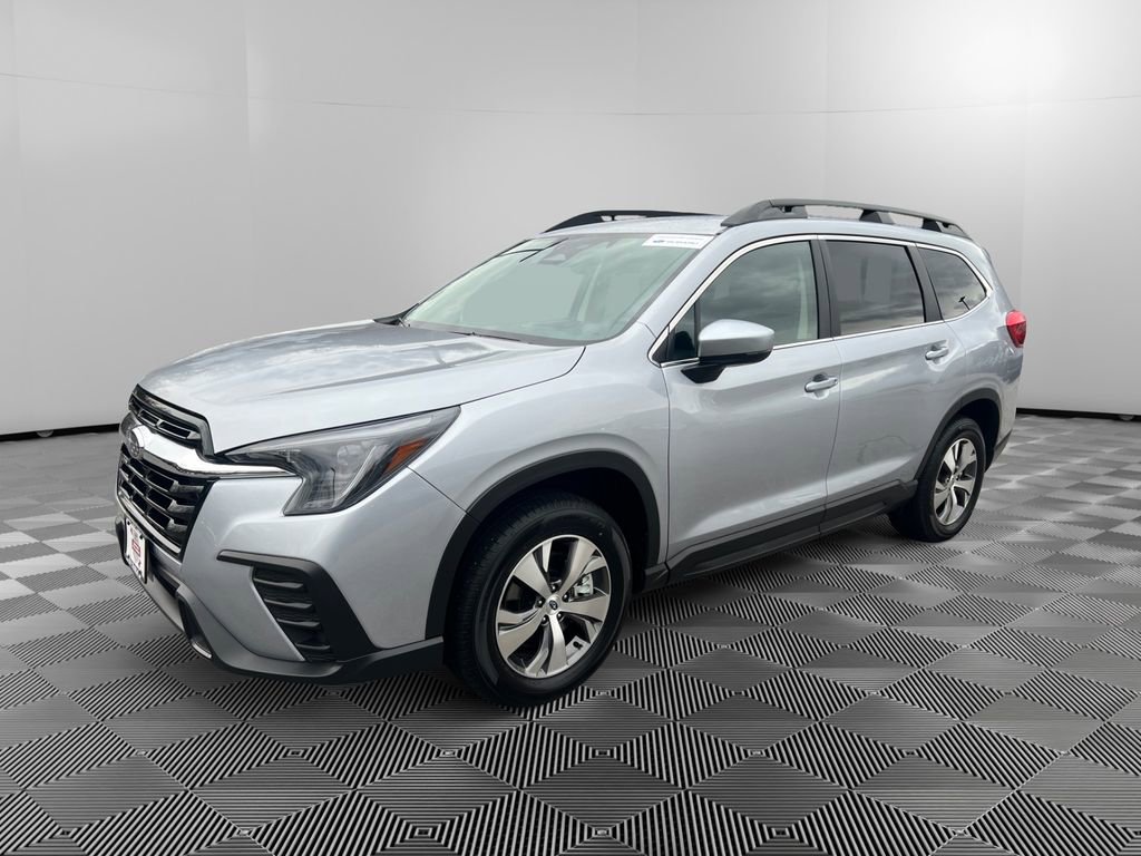 Certified 2025 Subaru Ascent Premium image 3