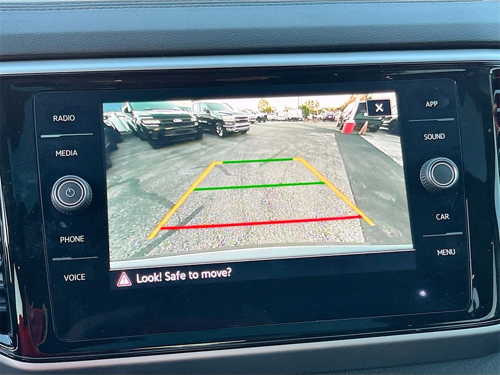 Used 2023 Volkswagen Atlas SE w/ Panoramic Sunroof Package image 13