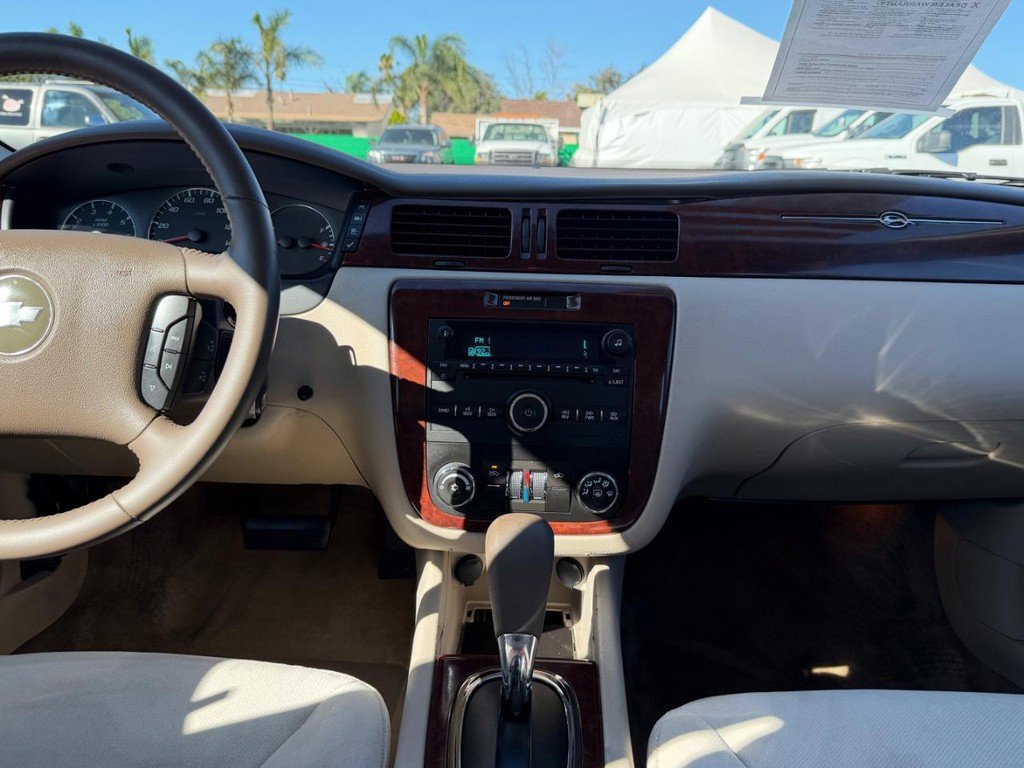 Used 2007 Chevrolet Impala LT w/ Preferred Equipment Group image 25