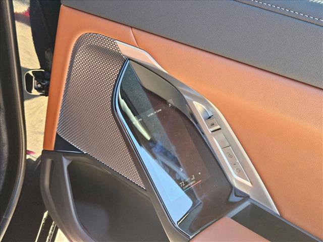Used 2025 BMW 760i xDrive image 17
