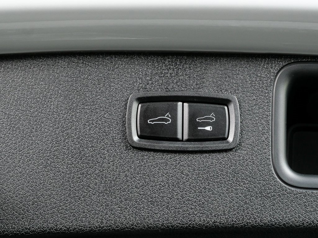 New 2026 Porsche Macan S image 32