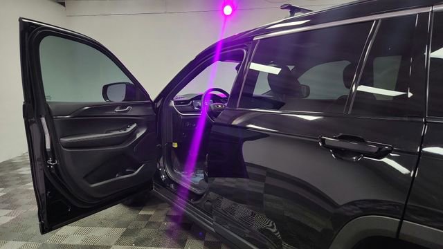 Used 2025 Jeep Grand Cherokee L Laredo w/ Luxury Tech Group I AWD/4WD image 17