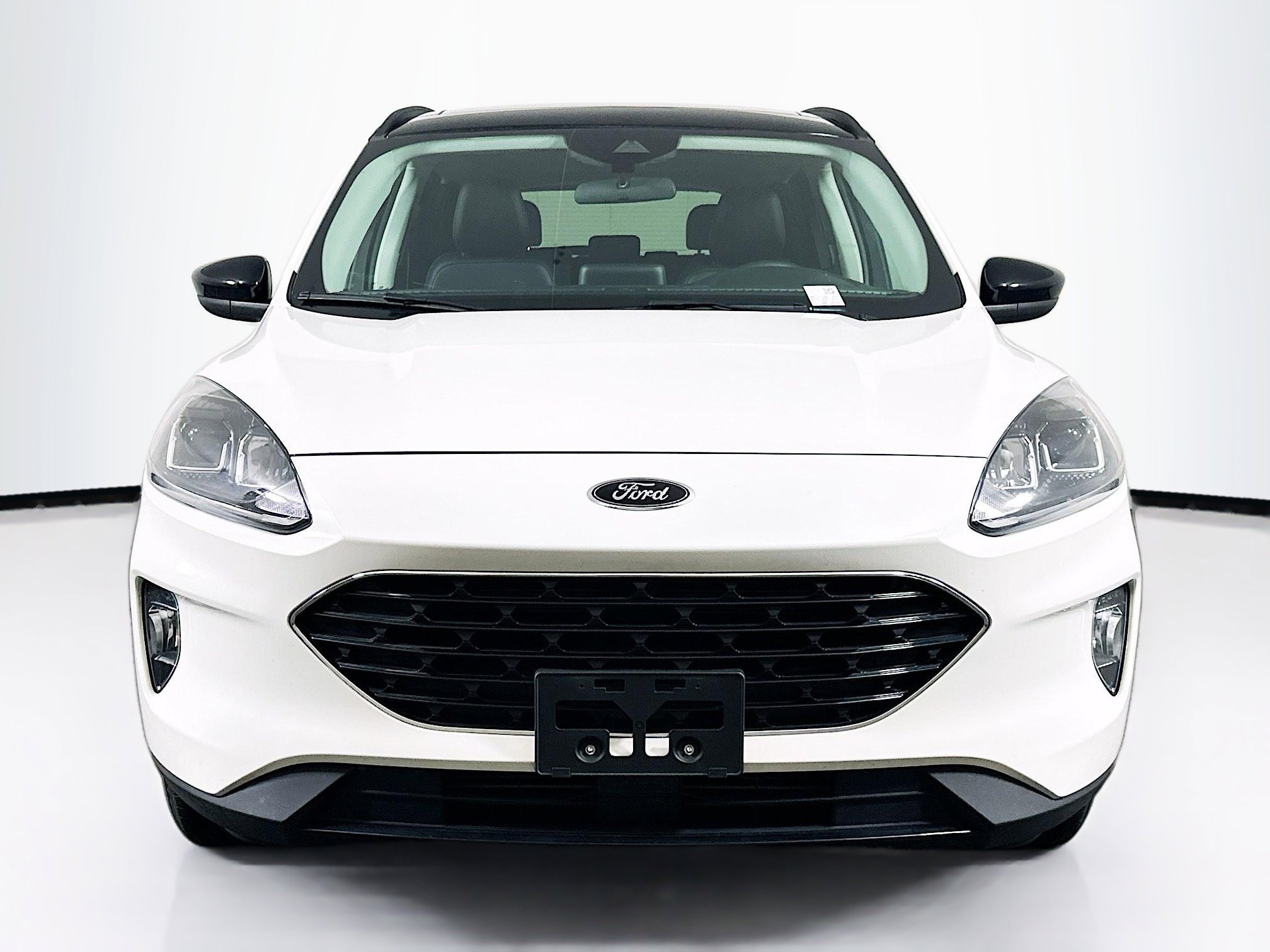 Used 2022 Ford Escape SEL w/ SEL Stealth AWD Package image 2