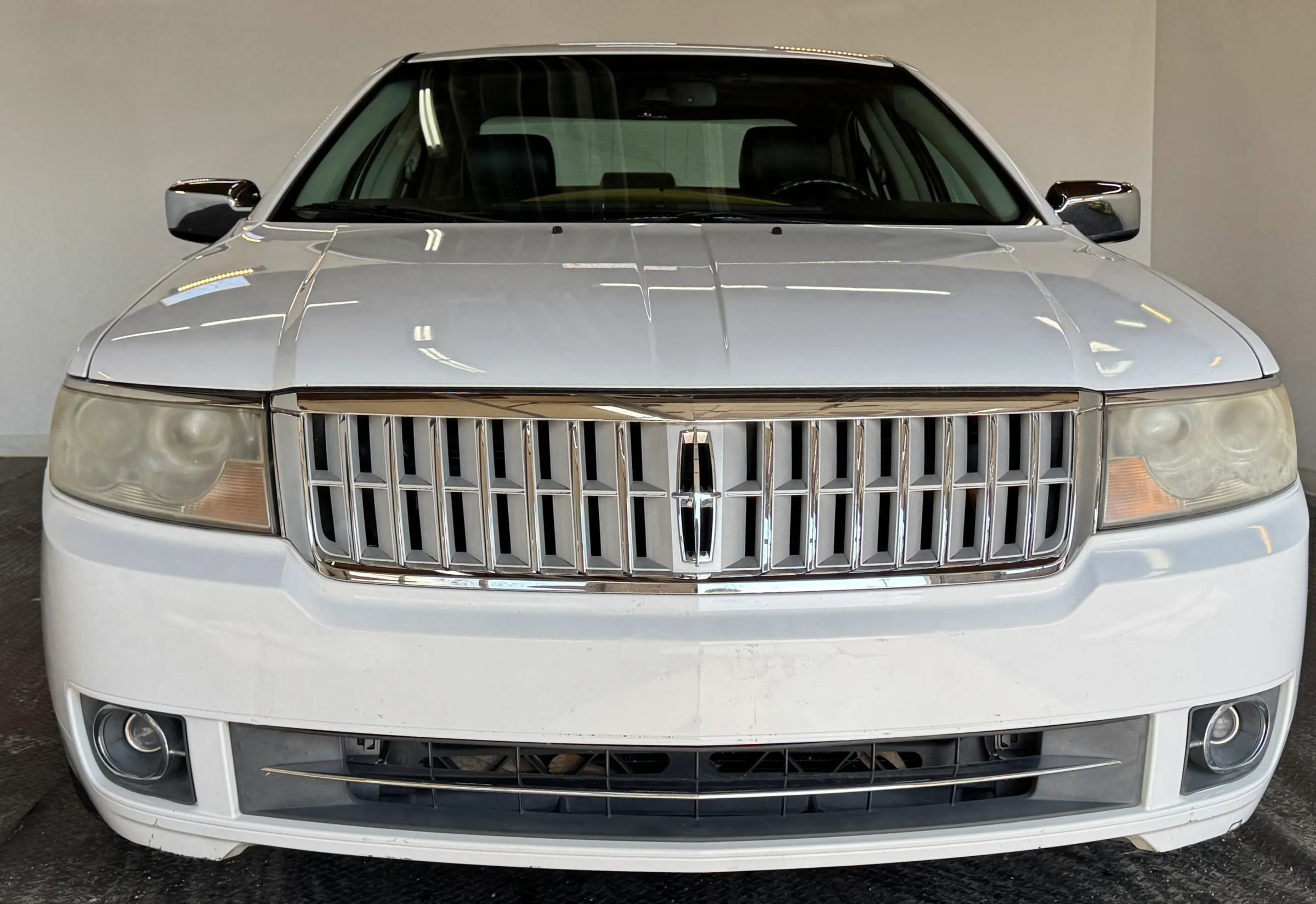 Used 2007 Lincoln MKZ image 3