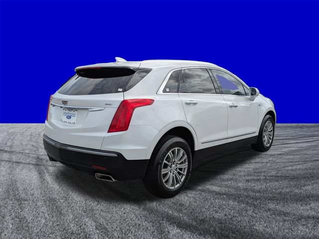 Used 2018 Cadillac XT5 Luxury w/ Driver Awareness Package FWD image 4