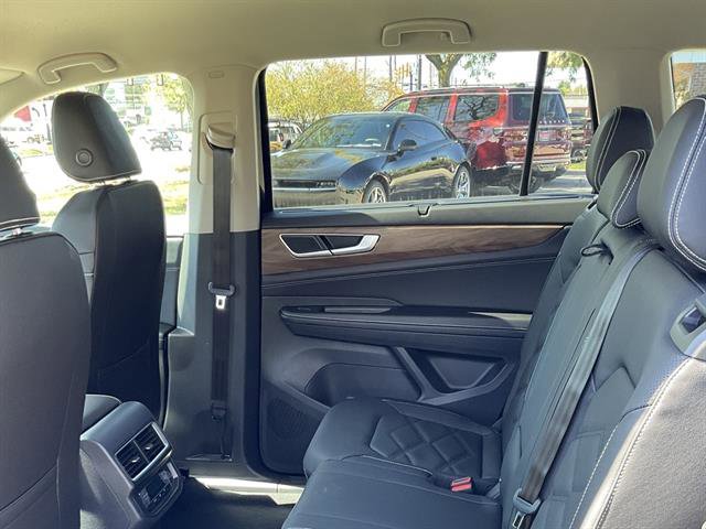 New 2026 Volkswagen Atlas SE image 5