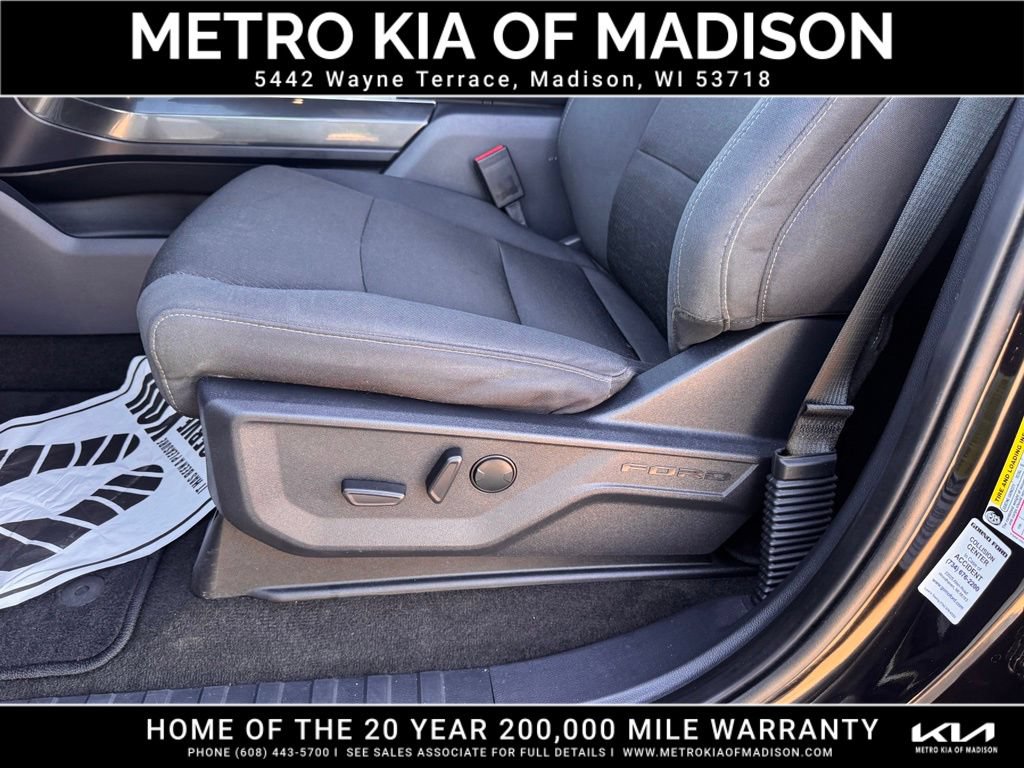 Used 2022 Ford F150 XLT w/ Equipment Group 302A High AWD/4WD image 16