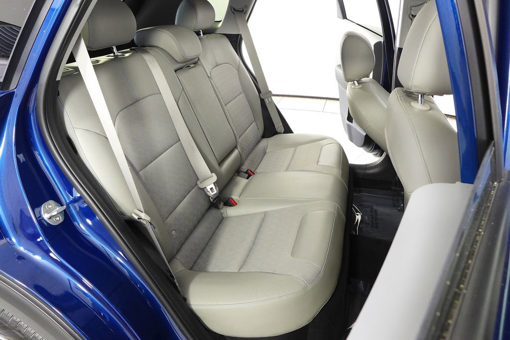 Used 2020 Kia Niro EX FWD image 19