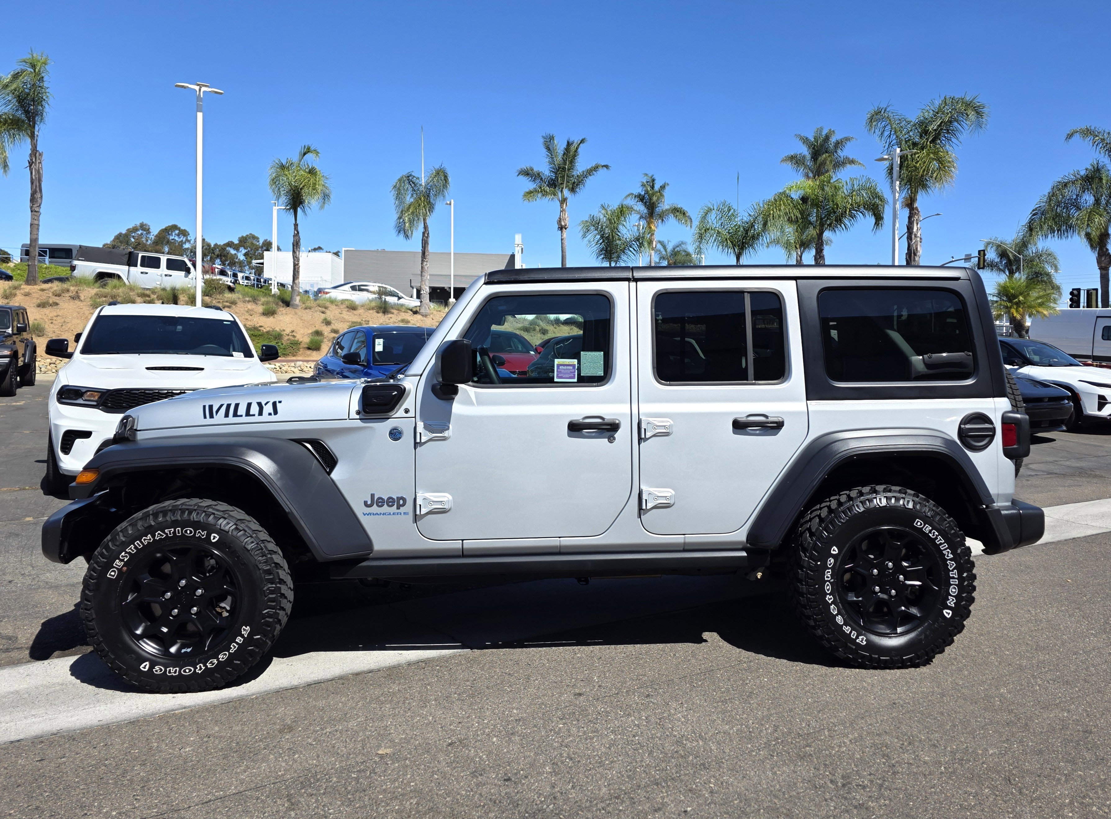 Certified 2023 Jeep Wrangler Unlimited image 2