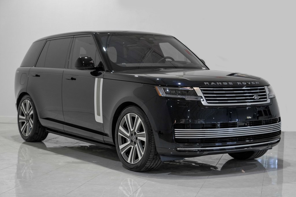 Used 2023 Land Rover Range Rover SV image 7