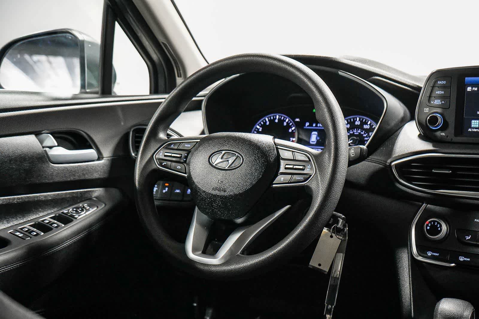 Used 2019 Hyundai Santa Fe SE FWD image 15