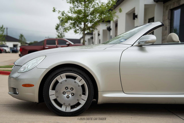 Used 2003 Lexus SC 430 Convertible RWD image 4